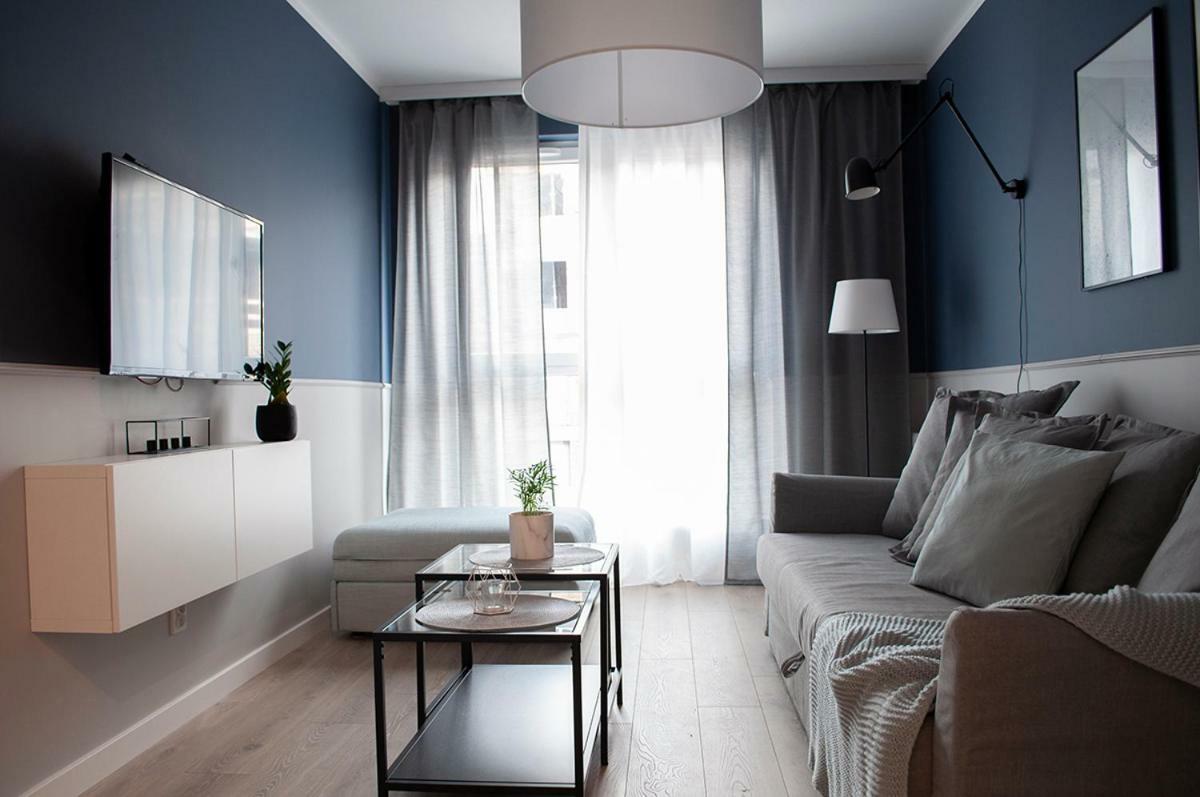 Navyblue Apartment Cracow Free Parking Tv 크라쿠프 외부 사진
