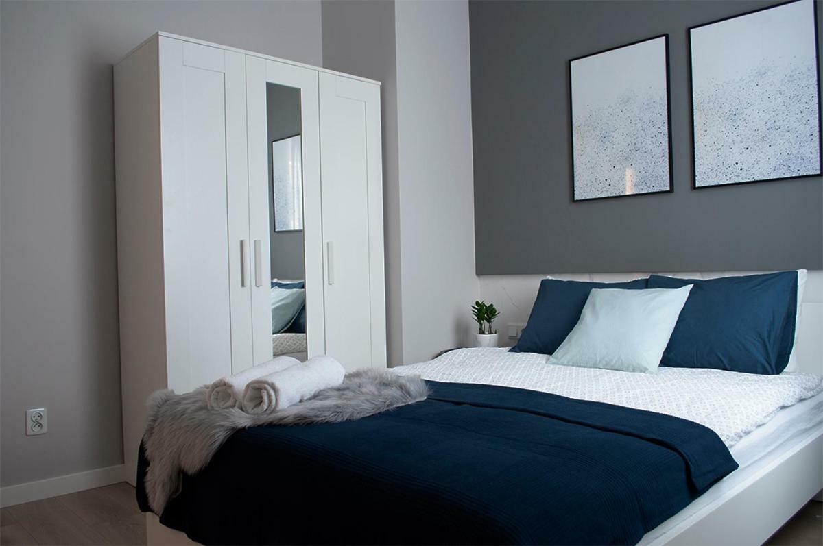 Navyblue Apartment Cracow Free Parking Tv 크라쿠프 외부 사진
